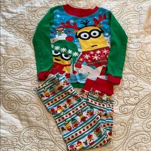 Kid’s Minion pajamas (4T)